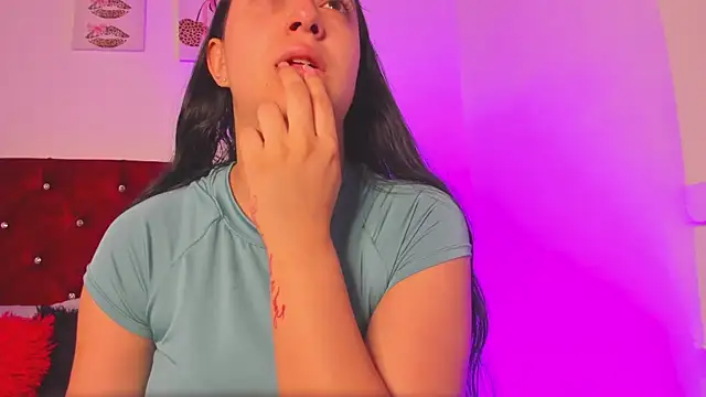 kittymonroe1 online show from 06-26-26, 05:41