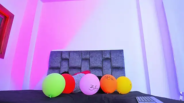 kittymonroe1 online show from 11-20-25, 06:30