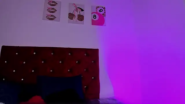 kittymonroe1 online show from 07-12-26, 05:47