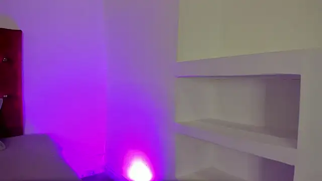 kittymonroe1 online show from 06-27-26, 06:03