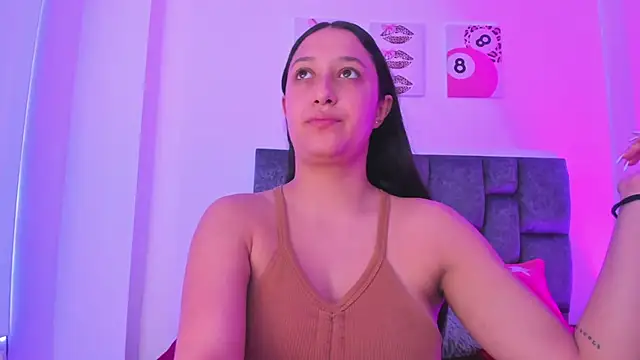 Snapshot of kittymonroe1 chatting on 02-14-26, 06:08 kittymonroe1 online show from 02-14-26, 06:08