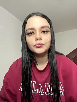 Snapshot of Selena_Roa chatting on 02-21-26, 04:31 Selena Roa online show from 02-21-26, 04:31