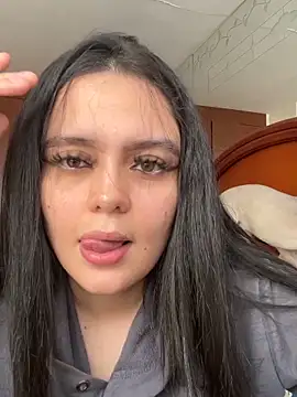 Snapshot of Selena_Roa chatting on 05-25-26, 09:13 Selena Roa online show from 05-25-26, 09:13