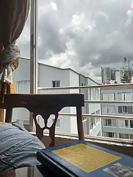 Selena Roa online show from 11-19-25, 04:18