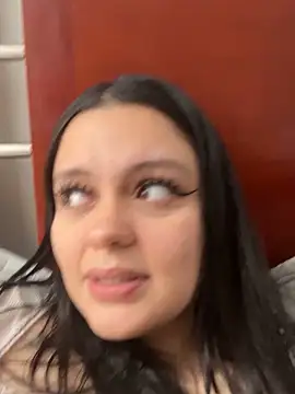 Selena Roa online show from 04-08-26, 03:57