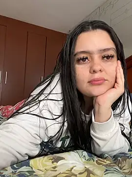 Snapshot of Selena_Roa chatting on 04-24-26, 12:07 Selena Roa online show from 04-24-26, 12:07