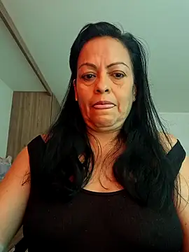 Snapshot of viviana-sexi chatting on 05-23-26, 01:21 viviana-sexi online show from 05-23-26, 01:21