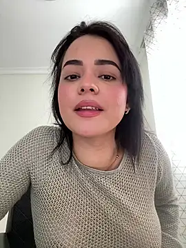 alanaof1 online show from 07-11-26, 05:35