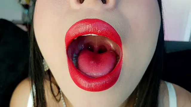 Snapshot of mia_roux1 chatting on 02-09-26, 09:46 mia roux1 online show from 02-09-26, 09:46