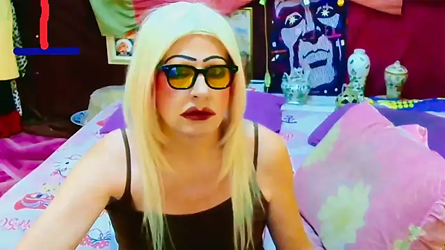 horni4luv online show from 12-22-25, 11:38