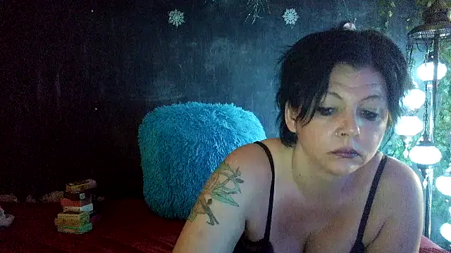 Snapshot of MorgannaVamp chatting on 05-28-26, 07:49 MorgannaVamp online show from 05-28-26, 07:49
