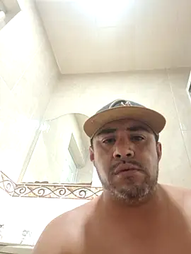 Snapshot of Manu2412 chatting on 10-21-25, 06:02 Manu2412 online show from 10-21-25, 06:02