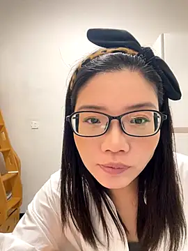 Snapshot of Nlen_baby chatting on 11-18-25, 12:19 Nlen baby online show from 11-18-25, 12:19