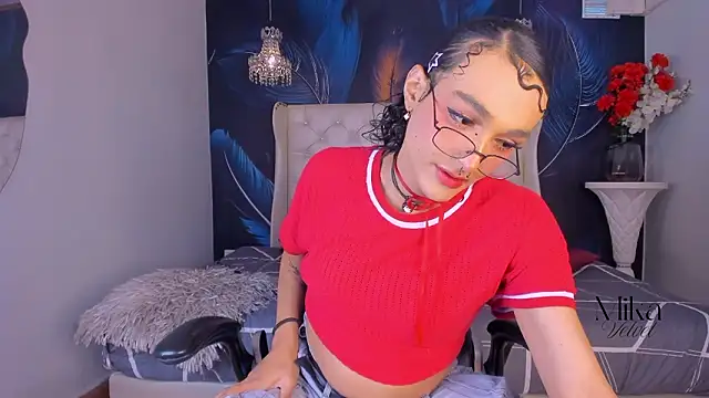 Snapshot of Mika__velvet chatting on 02-17-26, 09:12 Mika velvet online show from 02-17-26, 09:12