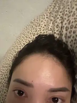 Hana yukii online show from 11-12-25, 07:45