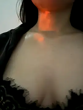 Hana yukii online show from 12-01-25, 06:31