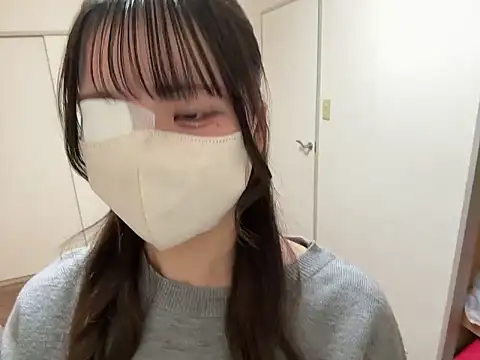 Snapshot of pomu_chan chatting on 12-22-25, 10:15 pomu chan online show from 12-22-25, 10:15