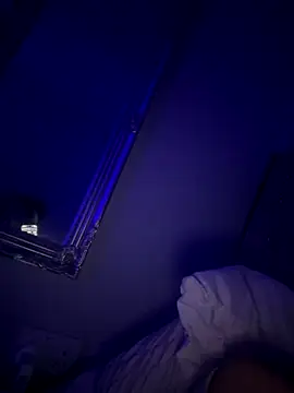 Gia Atkinson online show from 10-21-25, 10:31