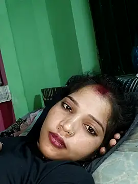 Snapshot of Bhumika_Love chatting on 10-30-25, 01:15 Bhumika Love online show from 10-30-25, 01:15