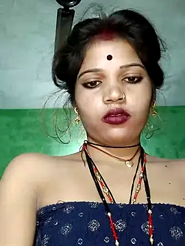 Snapshot of Bhumika_Love chatting on 11-12-25, 03:21 Bhumika Love online show from 11-12-25, 03:21