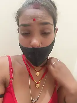 Snapshot of Bhumika_Love chatting on 07-01-26, 02:39 Bhumika Love online show from 07-01-26, 02:39