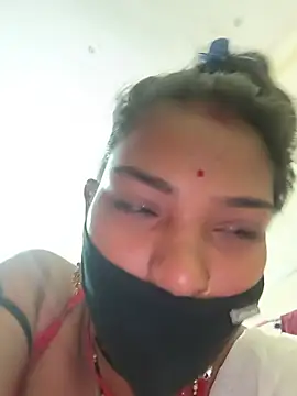 Snapshot of Bhumika_Love chatting on 05-29-26, 11:00 Bhumika Love online show from 05-29-26, 11:00