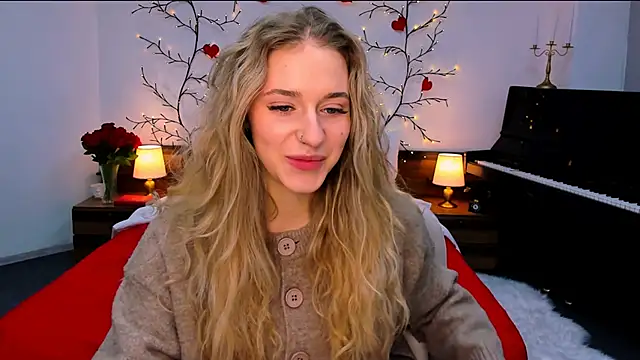 sassy cutie online show from 10-25-25, 08:09