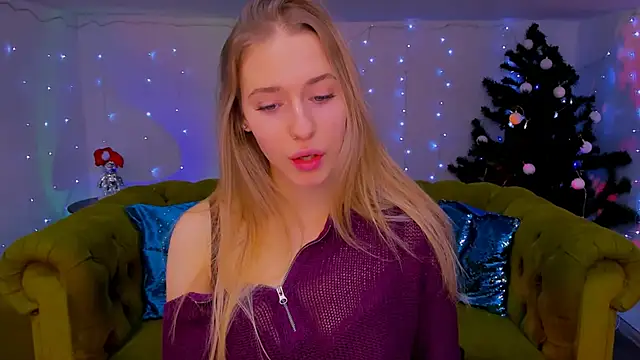 sassy cutie online show from 12-22-25, 06:02