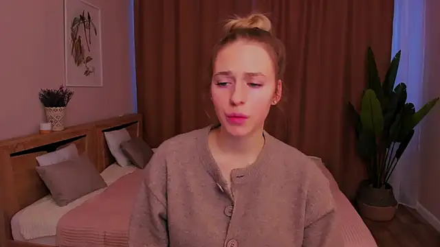 sassy cutie online show from 02-11-26, 01:22