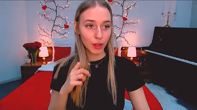 sassy cutie online show from 12-03-25, 01:32