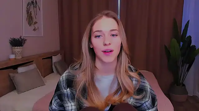 sassy cutie online show from 02-08-26, 03:21