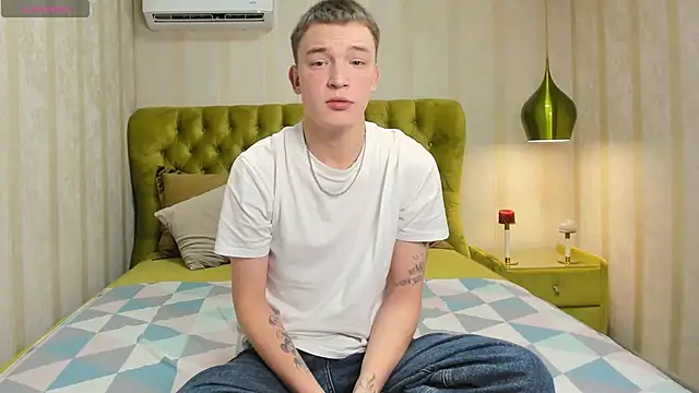 Derek Banville online show from 11-12-25, 12:42