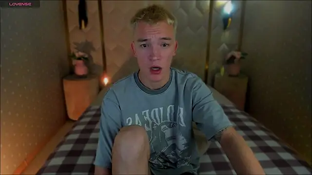 Derek Banville online show from 12-19-25, 12:47