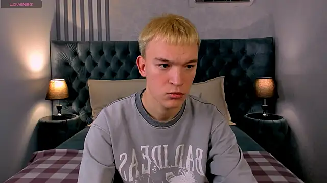 Derek Banville online show from 01-10-26, 08:26