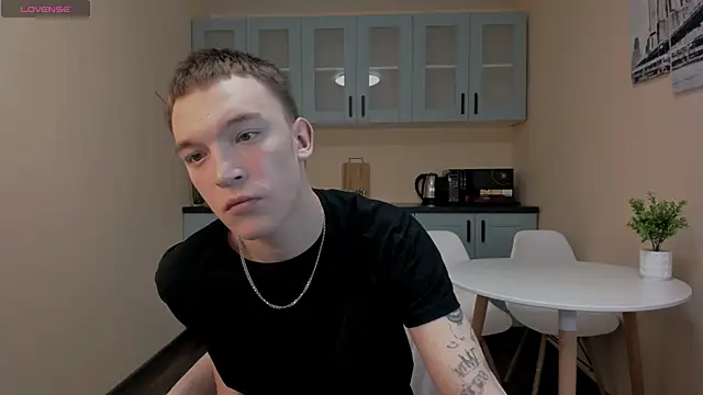 Derek Banville online show from 11-13-25, 07:18