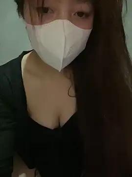 Snapshot of kitty-20x chatting on 05-15-26, 03:32 kitty-20x online show from 05-15-26, 03:32