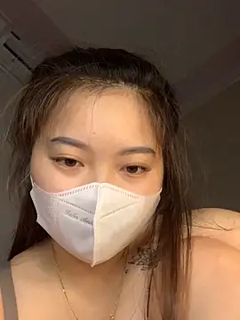 Snapshot of helo-kitty chatting on 04-24-26, 03:58 helo-kitty online show from 04-24-26, 03:58