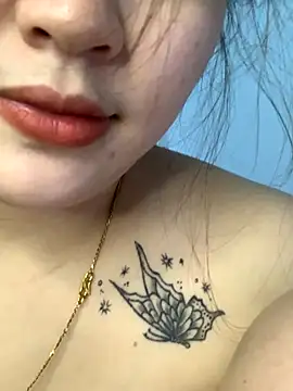 helo-kitty online show from 11-24-25, 05:13