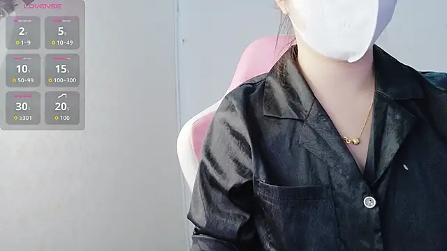 helo-kitty online show from 12-21-25, 01:46