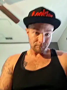 Snapshot of DadDDick925 chatting on 10-23-25, 10:52 DadDDick925 online show from 10-23-25, 10:52