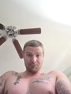 DadDDick925 online show from 06-26-26, 12:16