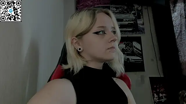 Holy Mistress S online show from 07-09-26, 07:42