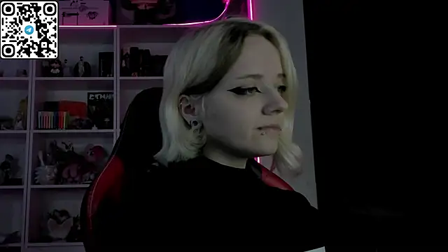 Holy Mistress S online show from 05-22-26, 09:40