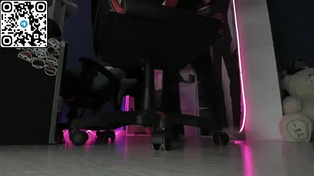 Holy Mistress S online show from 03-27-26, 09:54