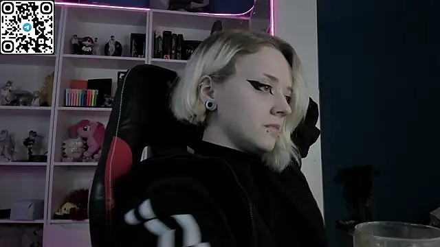 Holy Mistress S online show from 02-24-26, 09:43