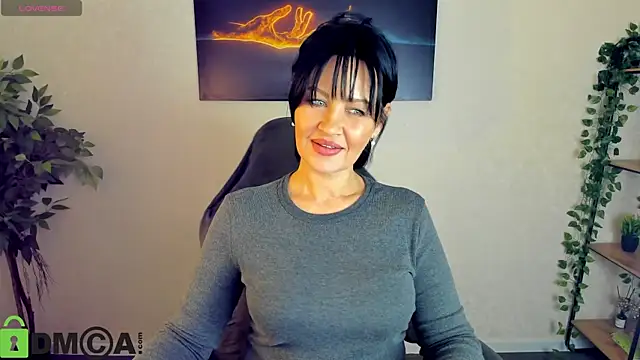 Sara Devills online show from 03-25-26, 10:03