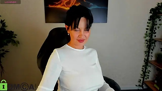 Sara Devills online show from 04-02-26, 10:00