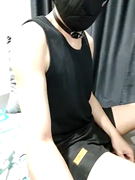 Slaveboii2 online show from 10-31-25, 05:48