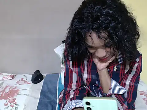 CherryZee online show from 04-13-26, 10:19