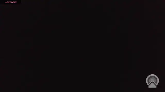 Snapshot of majestic_madam chatting on 06-25-26, 01:47 majestic madam online show from 06-25-26, 01:47